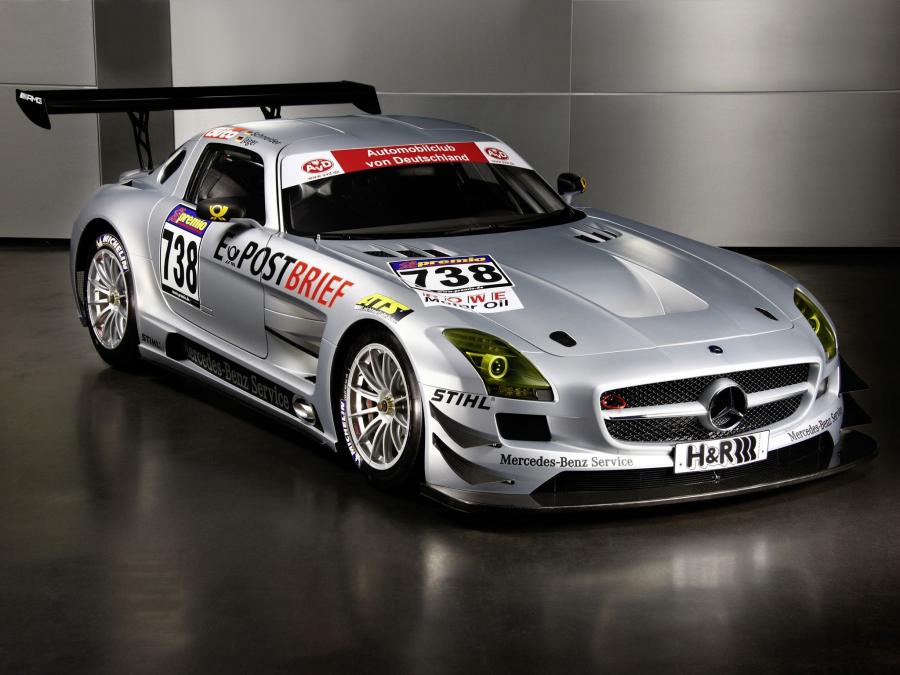  Mercedes-Benz SLS AMG GT3 2010 года  (фото 36 из 47)
